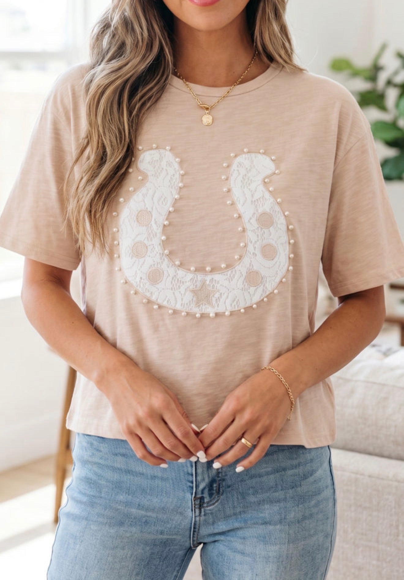 Lace Beaded Horseshoe Tee